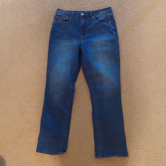 Frye Denim Jeans Medium Wash High Rise Straight Leg Womens 10/30 RN #114186 EUC - Picture 2 of 6